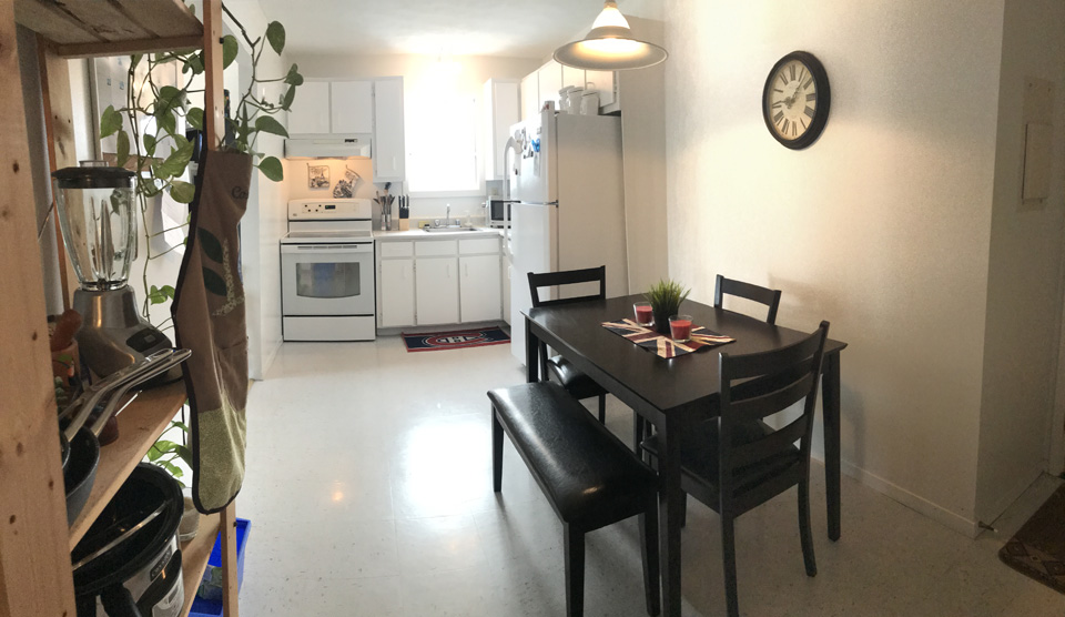 Appartement à louer Sherbrooke tranquille non fumeur dernier étage