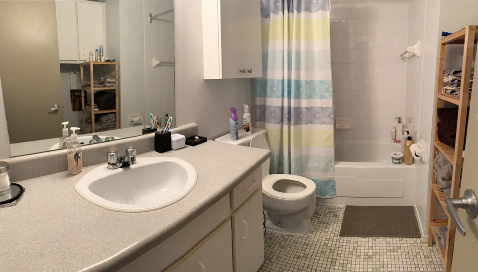 Logement 4 1/2 à louer Sherbrooke. Près Université de Sherbrooke.