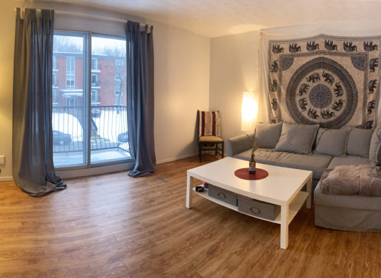 Logement 4 1/2 à louer Sherbrooke. Près Université de Sherbrooke.