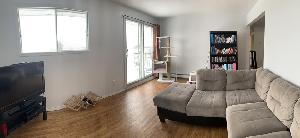 Grand appartement rénové à louer à Sherbrooke