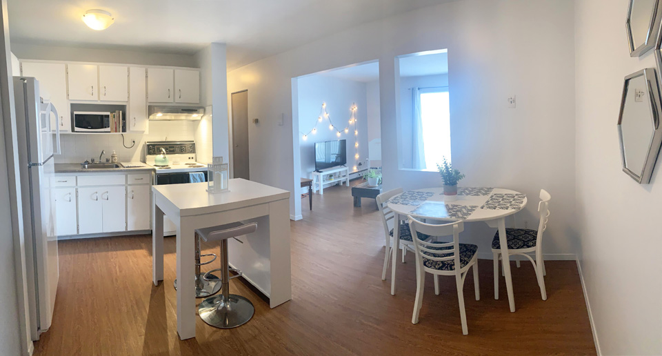 Appartement modèle coin à louer. Sherbrooke.
