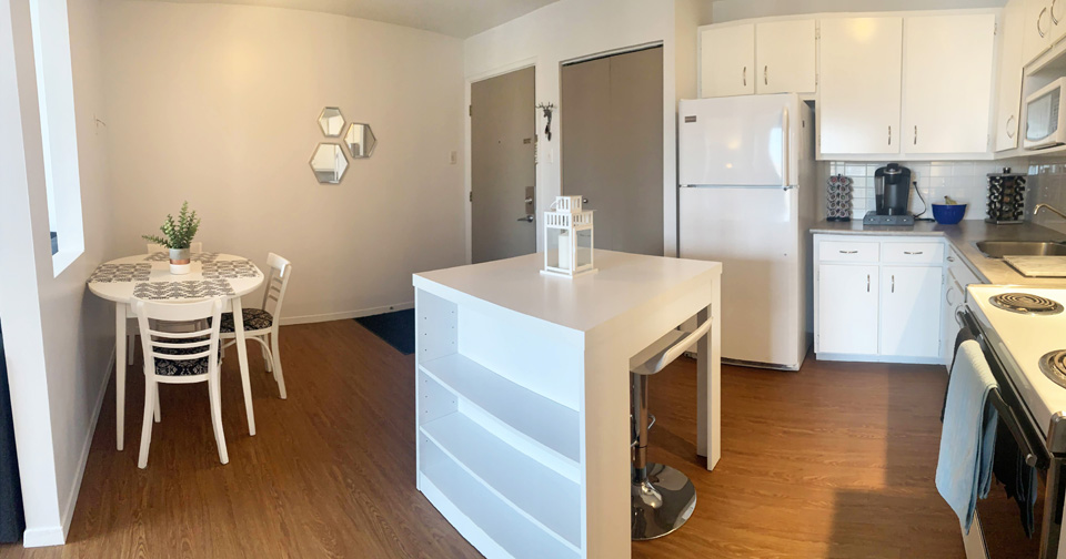 Appartement modèle coin à louer. Sherbrooke.