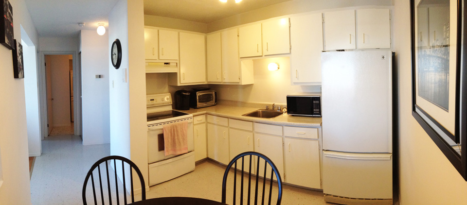 Appartement 3 1/2 à louer. Sherbrooke. Laveuse-sécheuse fournies.